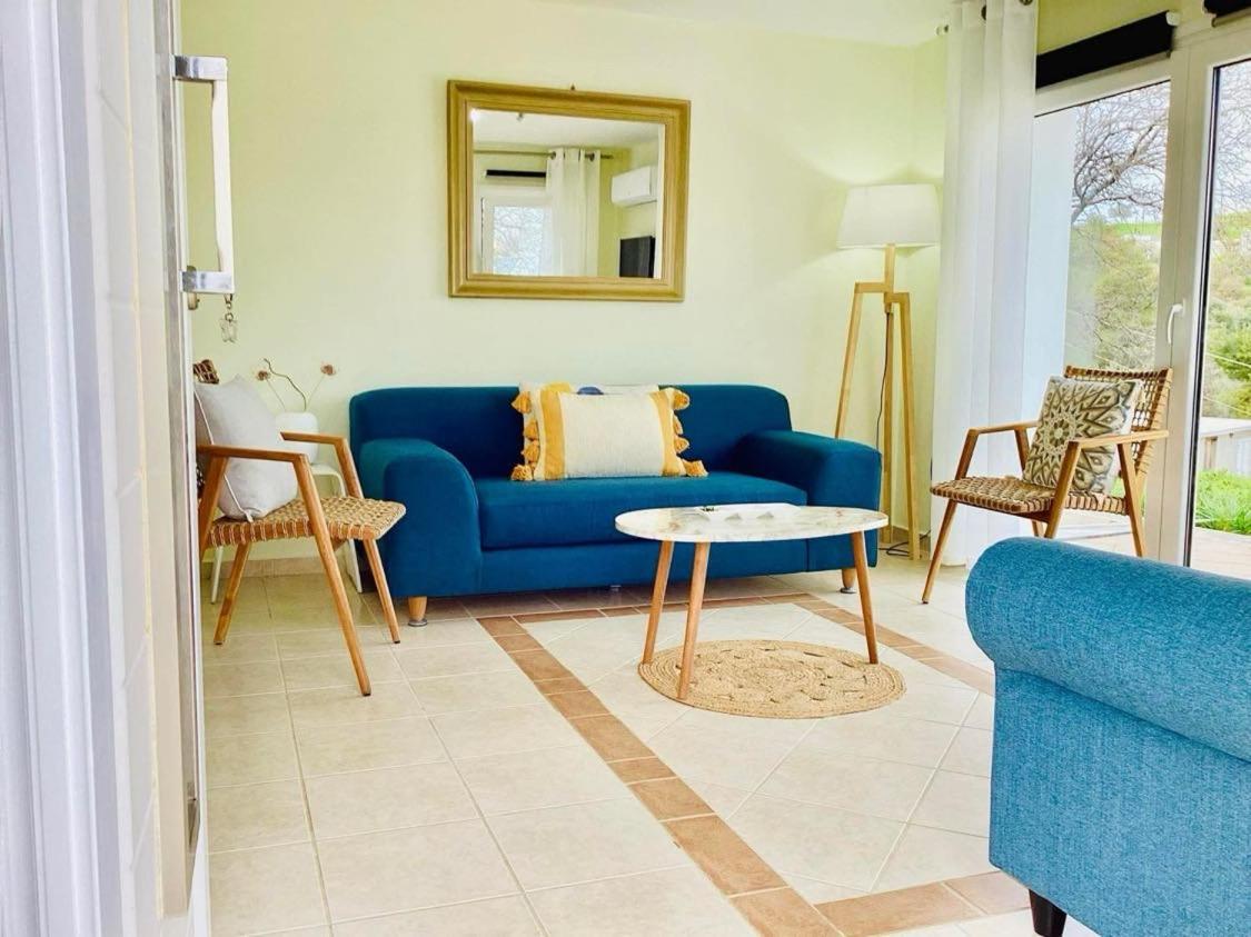 Appartamento The Blue House Vromolithos Esterno foto